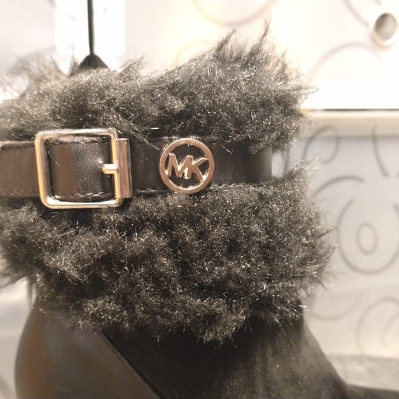 Kids MICHAEL Michael Kors Wedge Boots - Picture 5 of 5